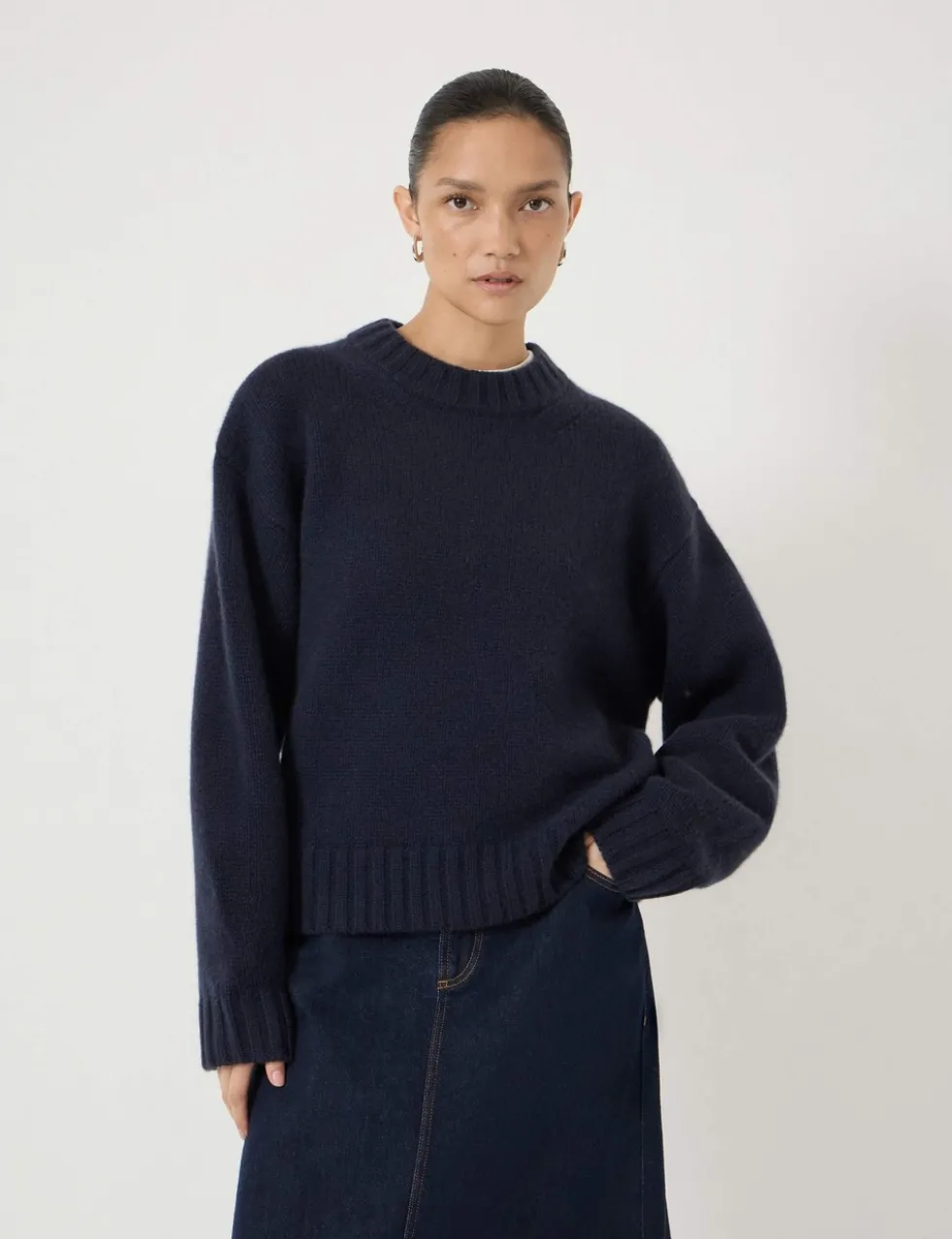 Pure Cashmere Textured Crew Neck Jumper