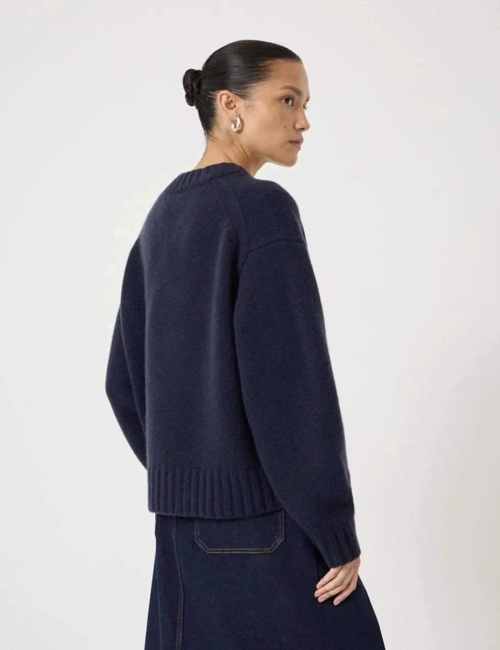 Pure Cashmere Textured Crew Neck Jumper
