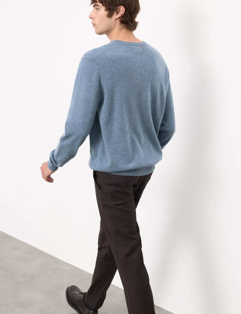Pure Cashmere V-Neck Jumper