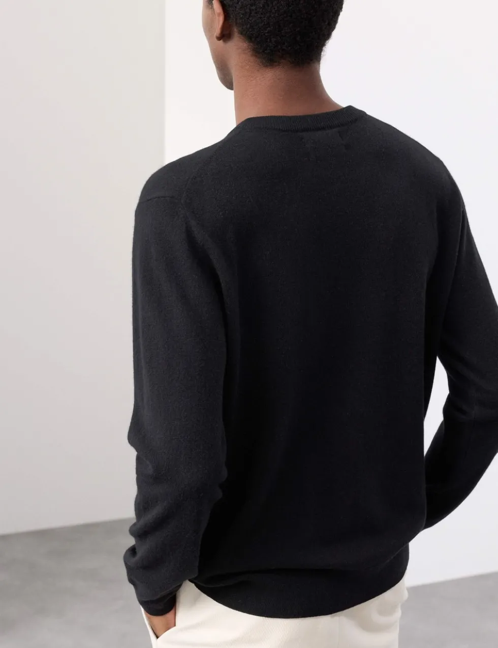 Pure Cashmere V-Neck Jumper