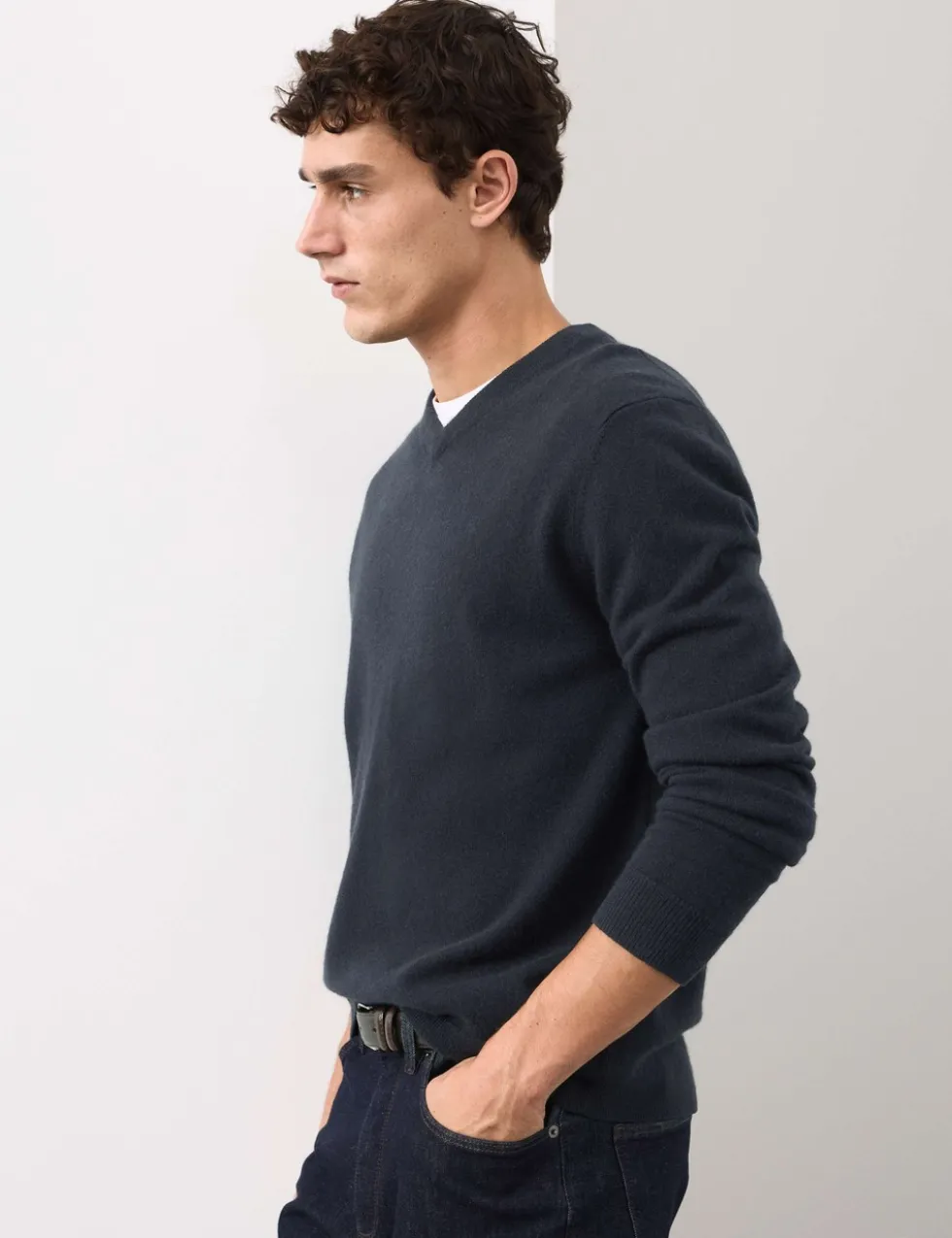 Pure Cashmere V-Neck Jumper
