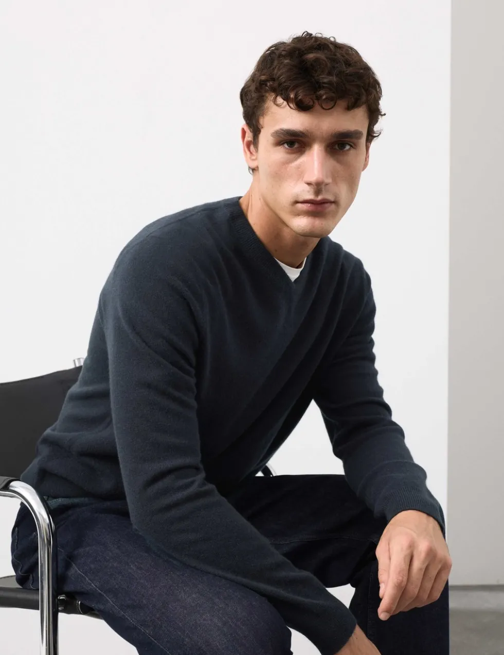 Pure Cashmere V-Neck Jumper