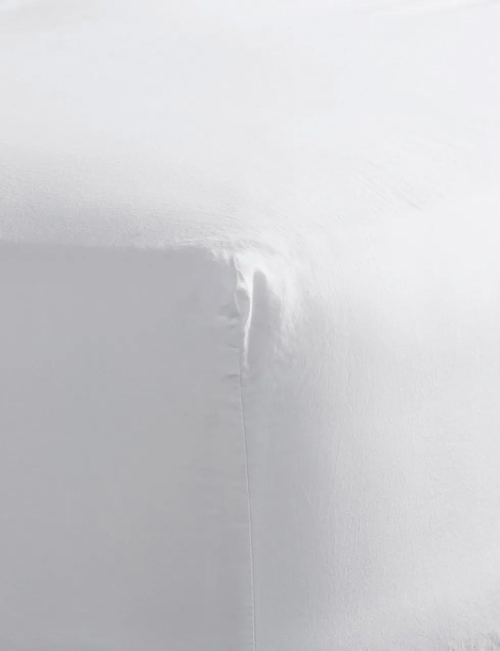 Pure Cotton 300 Thread Count Washed Deep Fitted Sheet