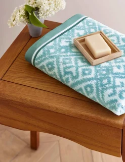 Pure Cotton Aldin Geometric Towel