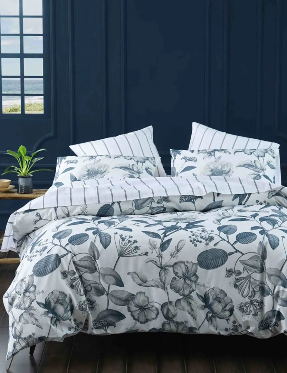 Pure Cotton Botanical Bluestone Bedding Set