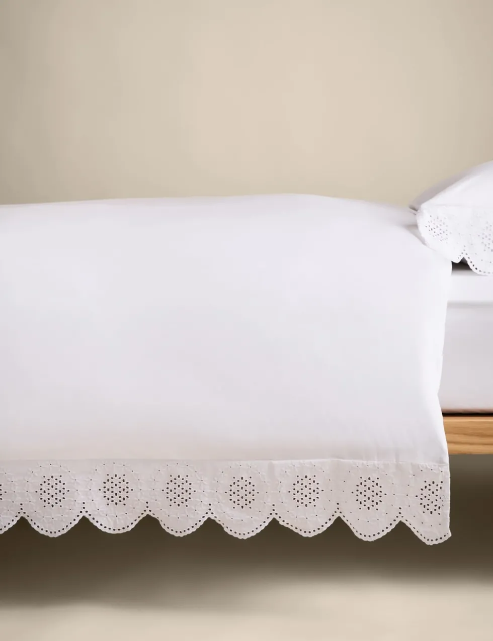Pure Cotton Broderie Anglaise Bedding Set