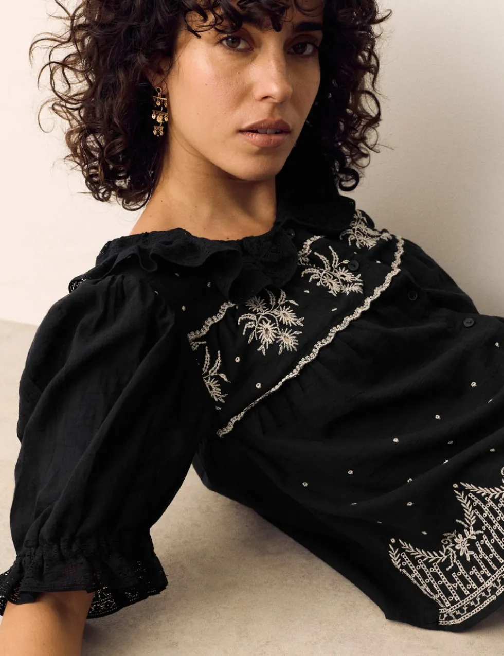 Pure Cotton Embroidered Lace Collar Blouse