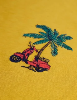 Pure Cotton Fish Graphic Crew Neck T-Shirt