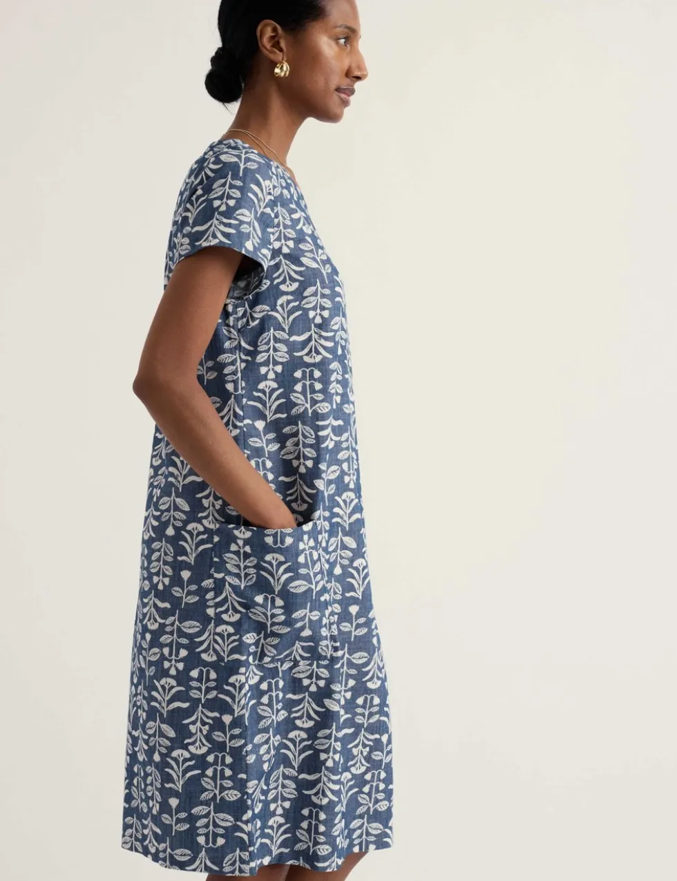 Pure Cotton Floral Knee Length Shift Dress