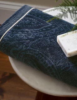Pure Cotton Freya Paisley Towel