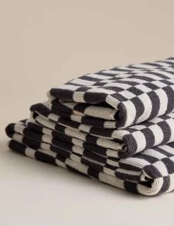 Pure Cotton Geometric Check Towel