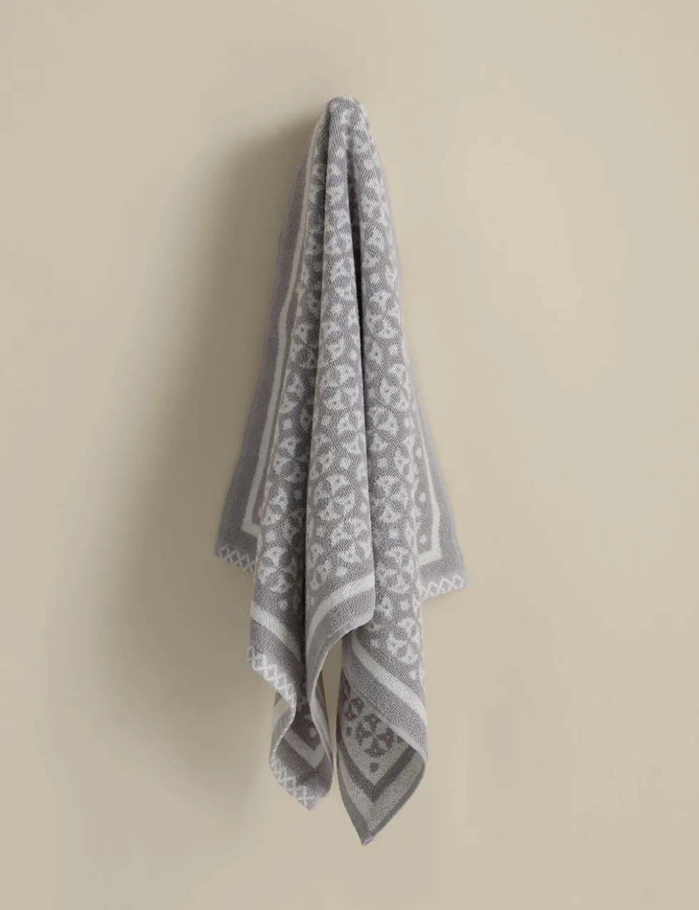 Pure Cotton Geometric Circle Towel