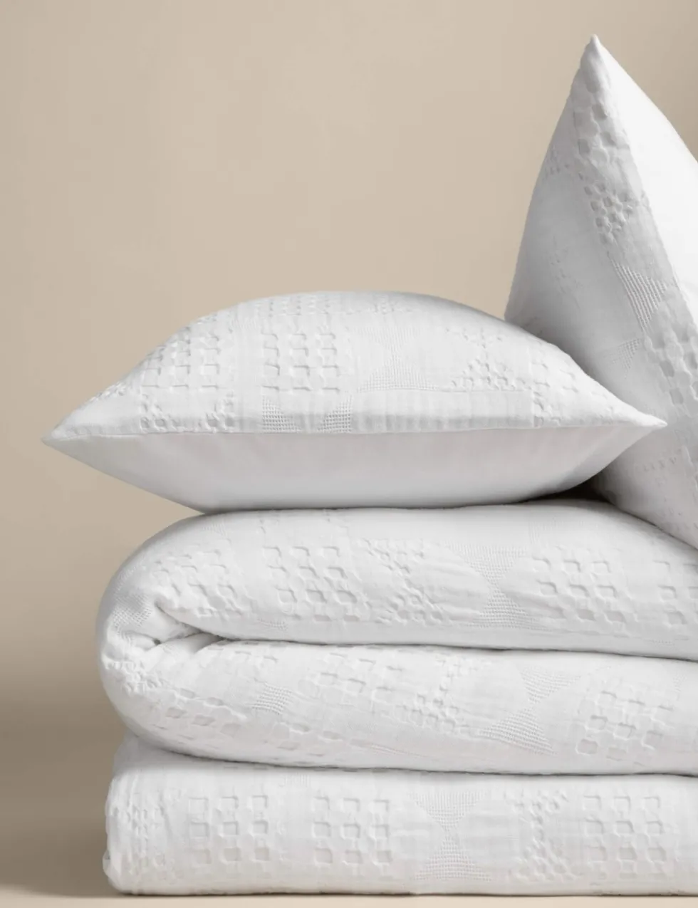 Pure Cotton Geometric Jacquard Bedding Set