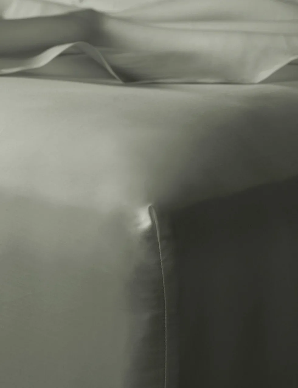 Pure Cotton Sateen Deep Fitted Sheet