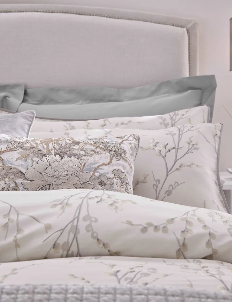 Pure Cotton Sateen Pussy Willow Bedding Set
