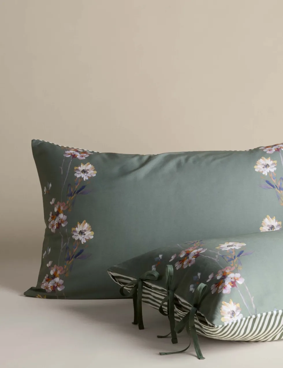 Pure Cotton Sateen Solene Painted Blooms Bedding Set