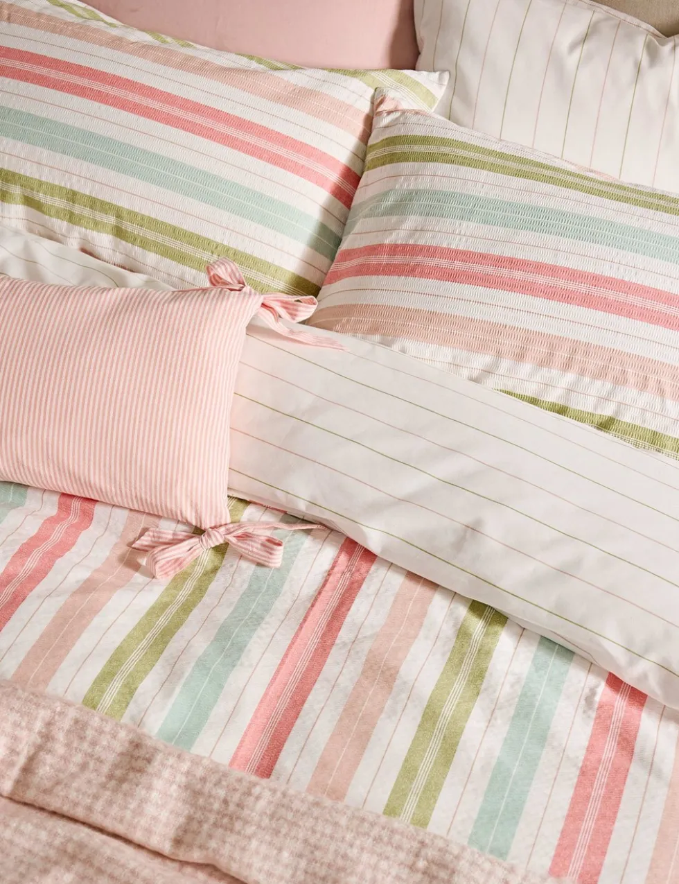 Pure Cotton Sophie Striped Bedding Set