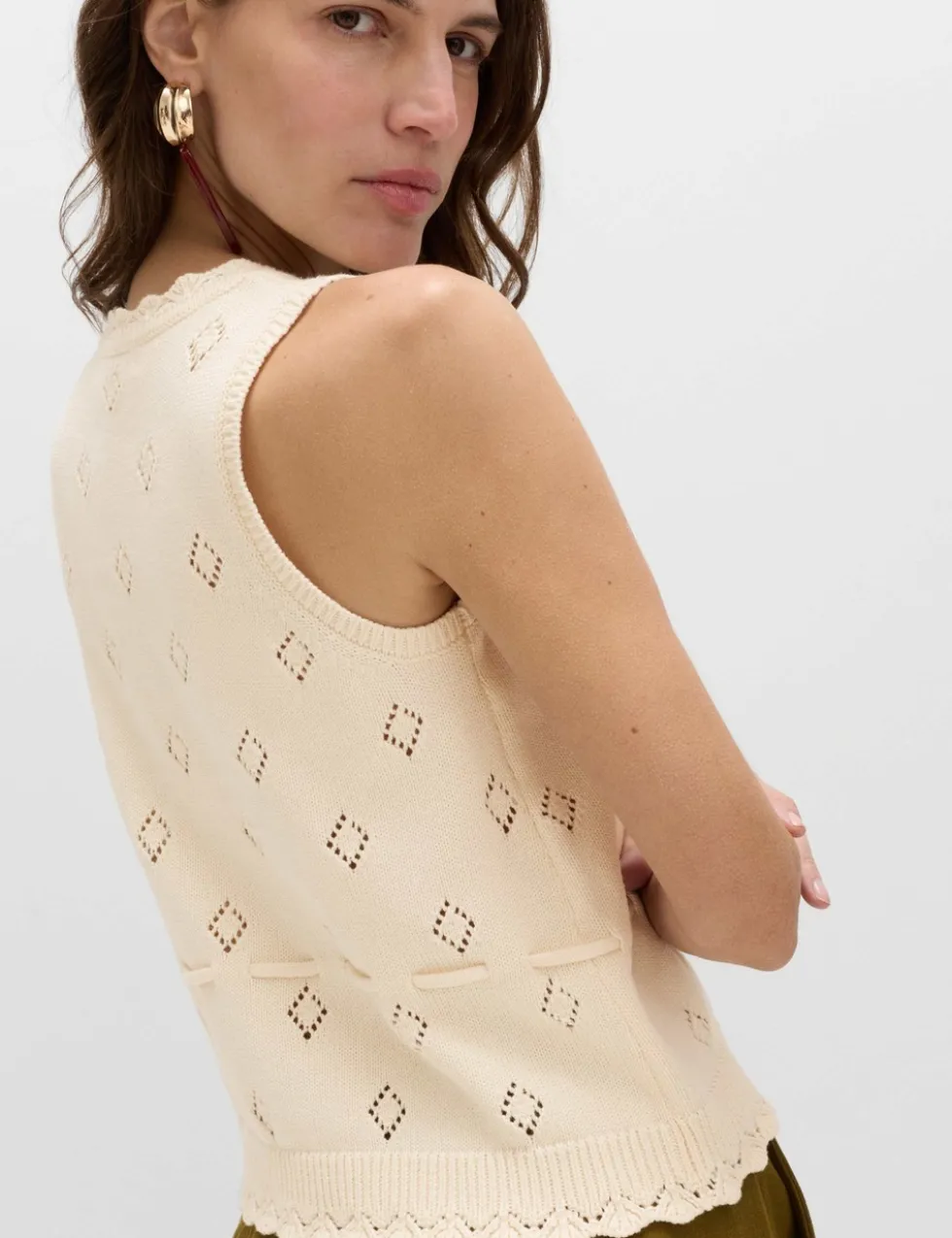 Pure Cotton Textured Cropped Knitted Vest