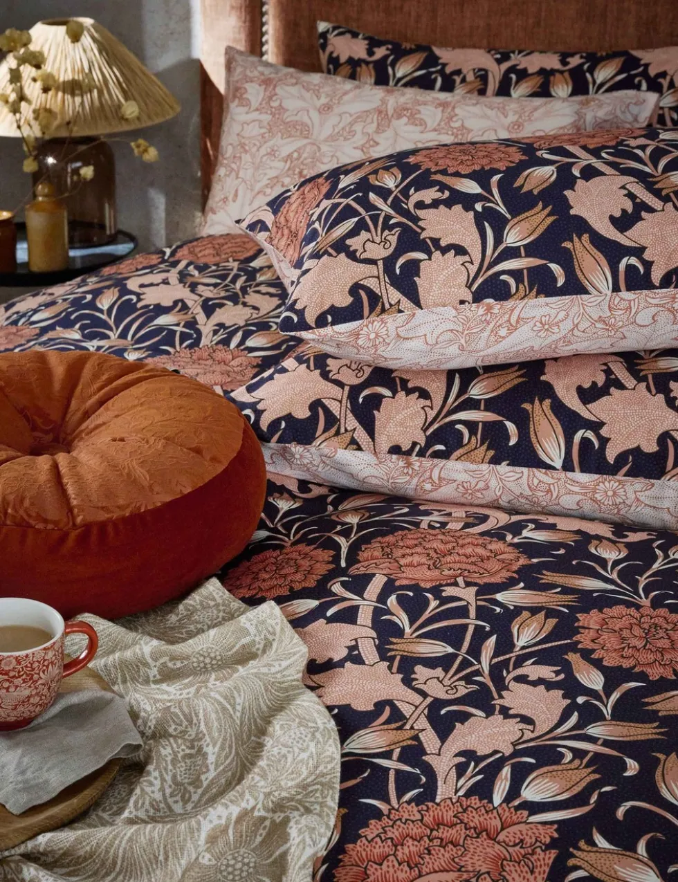 Pure Cotton Wild Tulip Bedding Set
