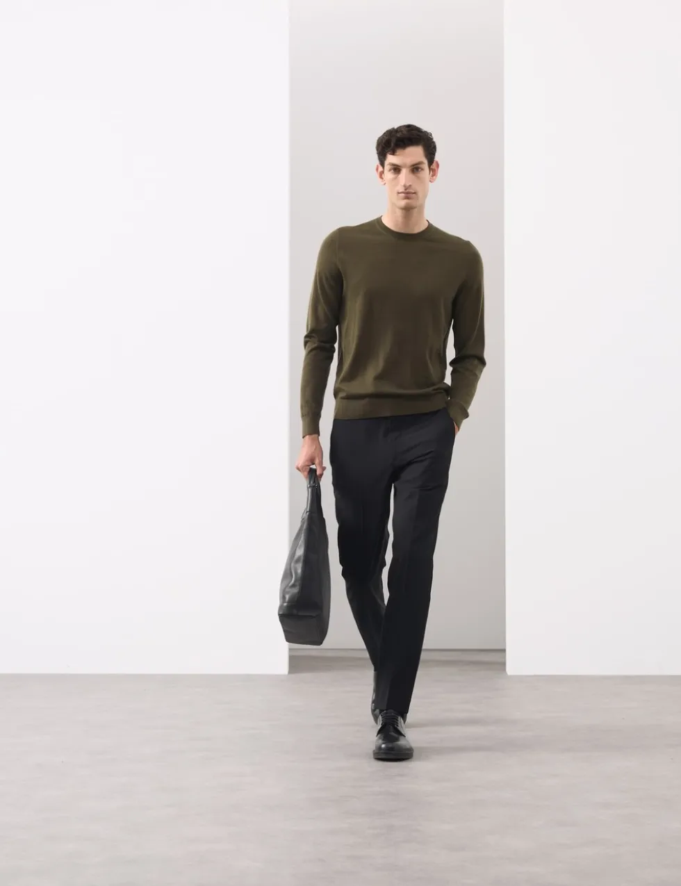 Pure Extra Fine Merino Wool Crew Neck Jumper