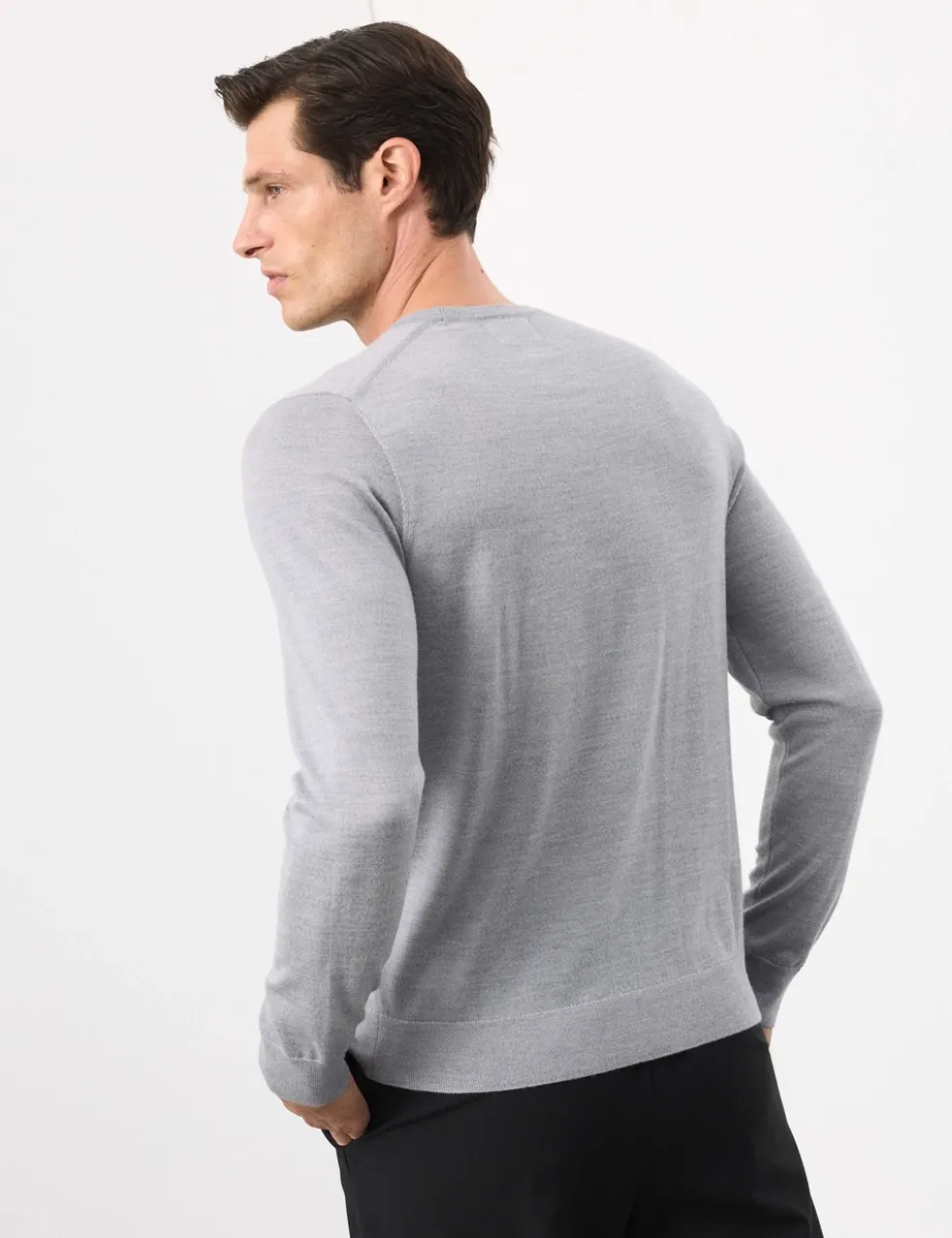 Pure Extra Fine Merino Wool Crew Neck Jumper