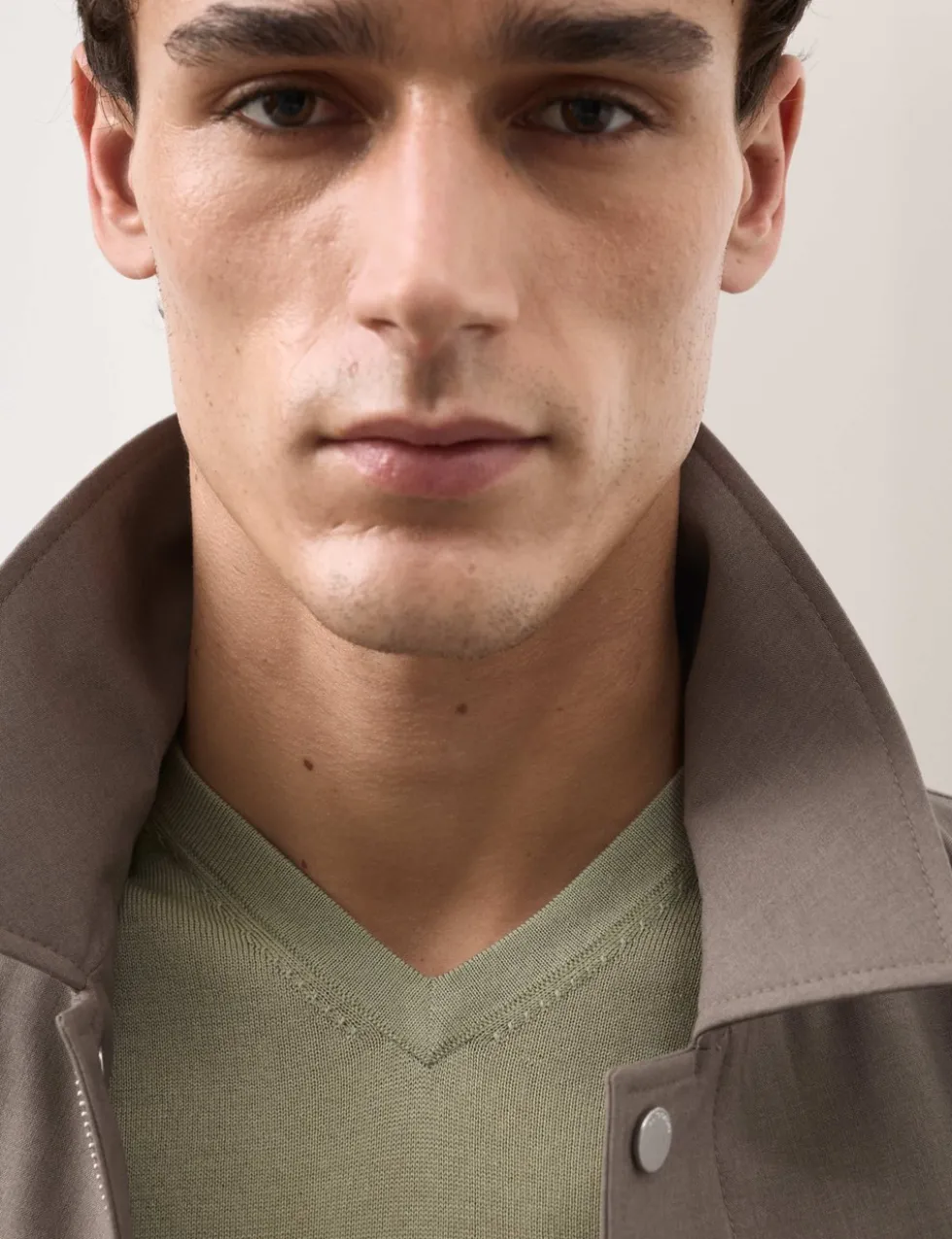 Pure Extra Fine Merino Wool V-Neck Jumper