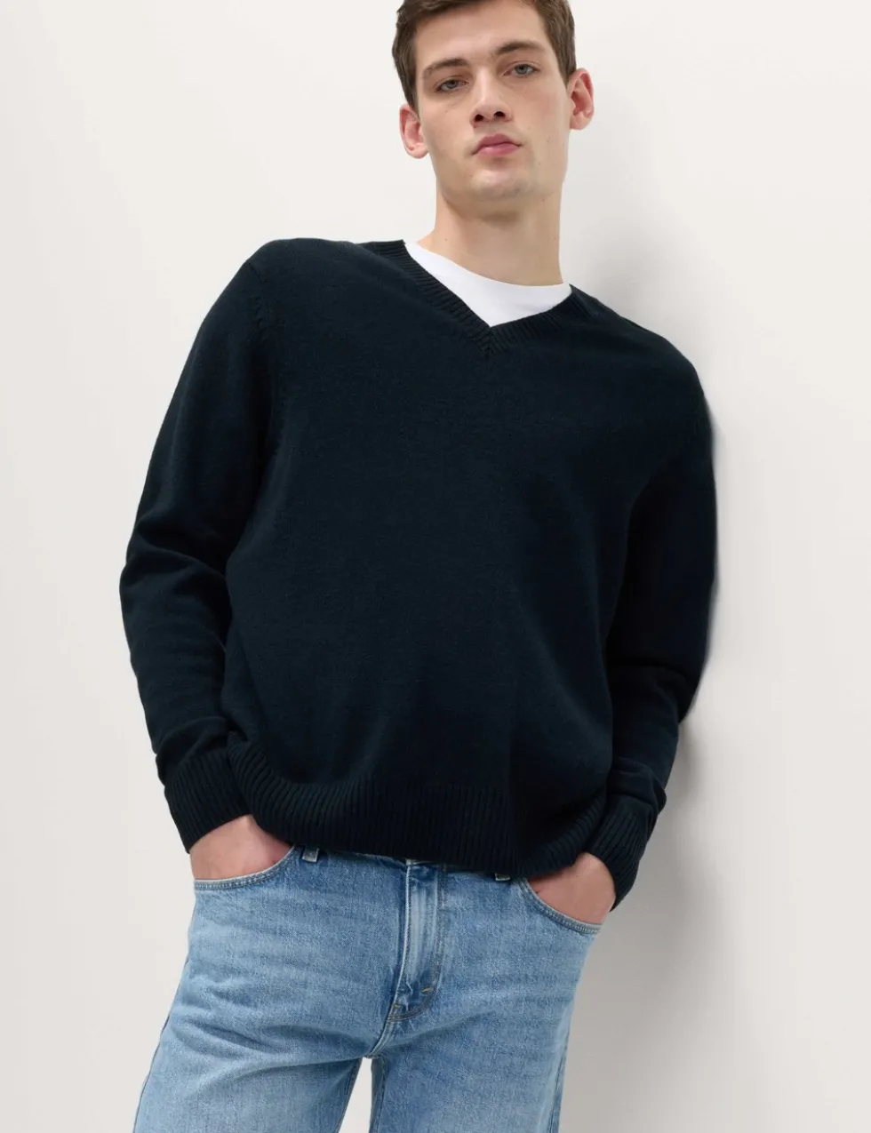 Pure Lambswool V-Neck Jumper