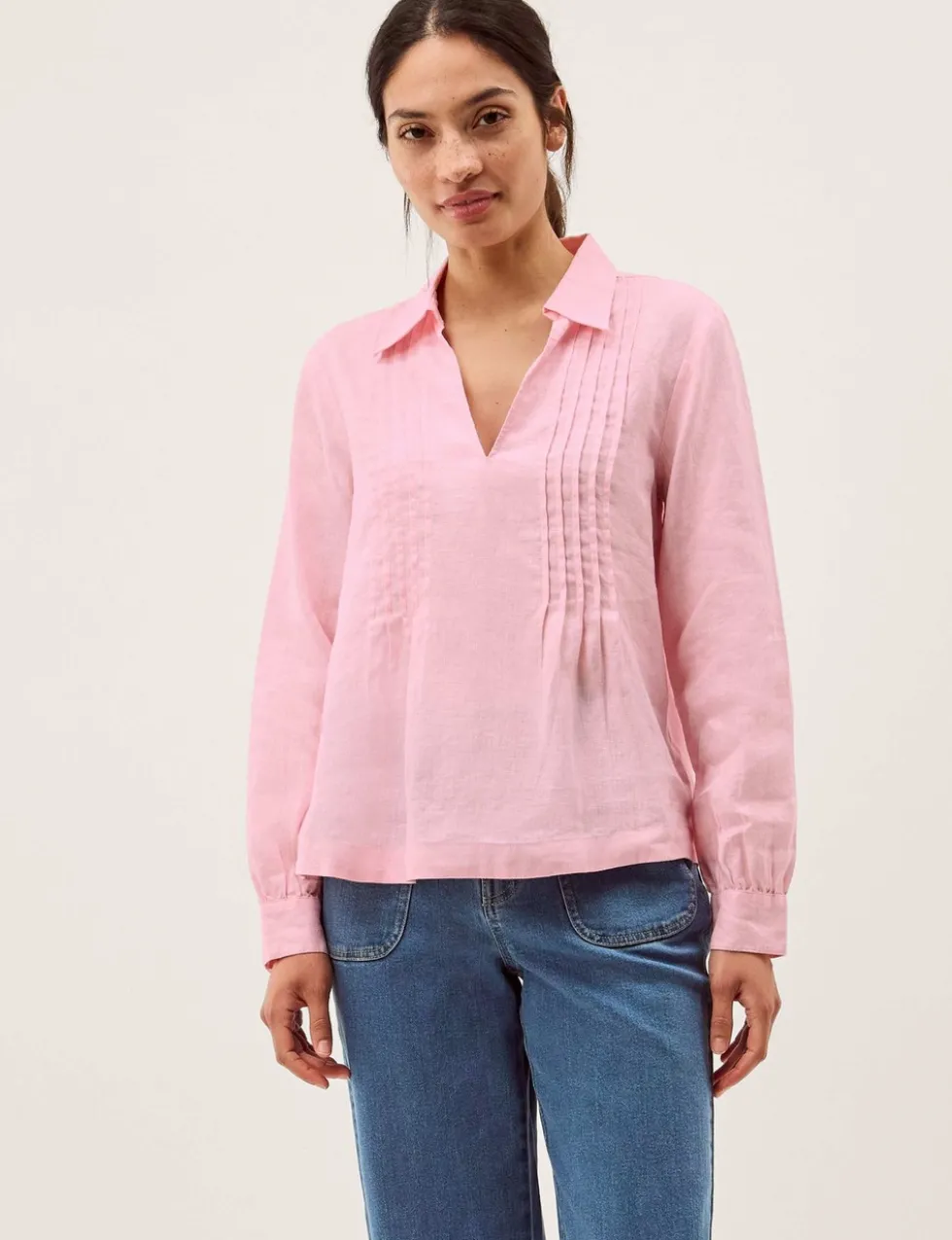 Pure Linen Collared V-Neck Pintuck Blouse