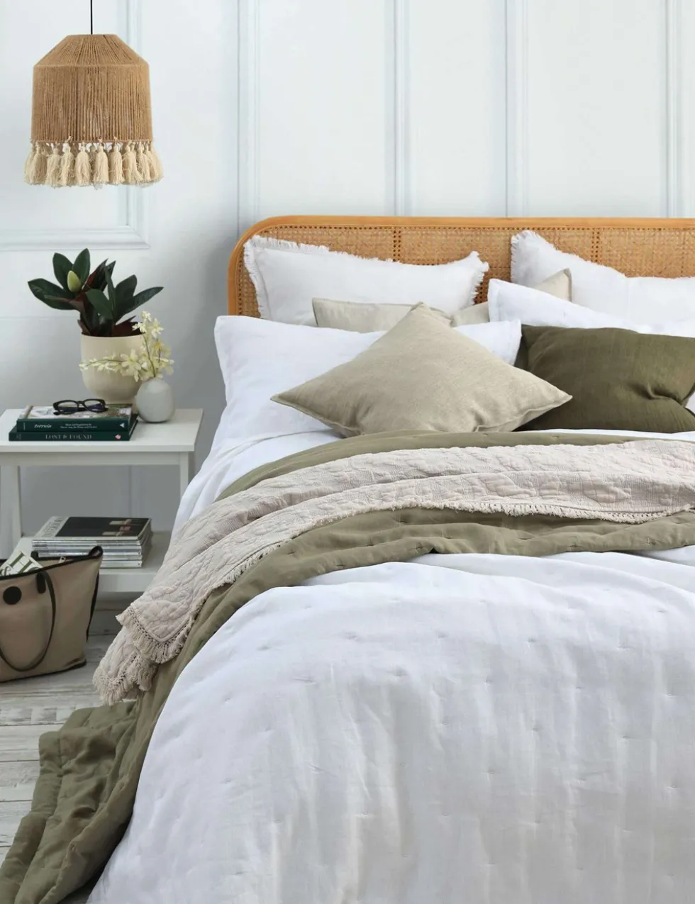 Pure Linen Laundered Bedspread Set