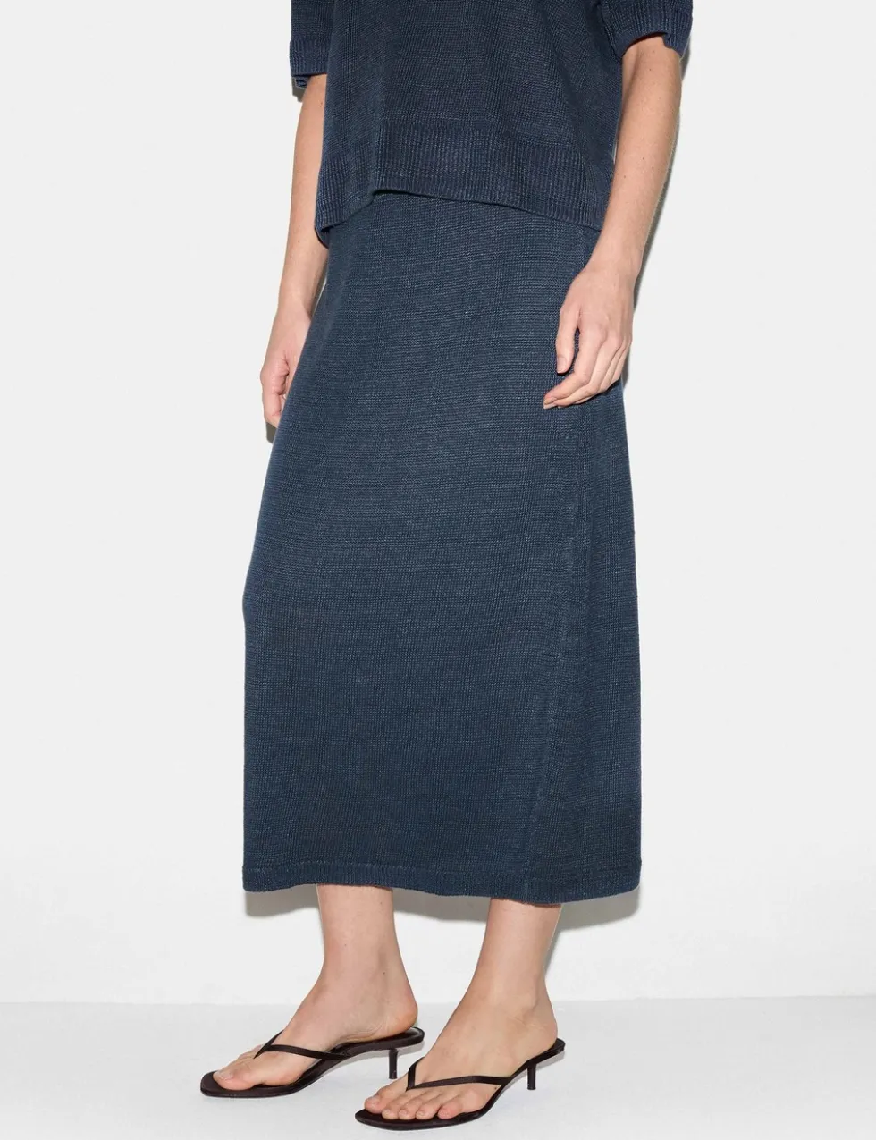 Pure Linen Pocket Detail Midi Pencil Skirt