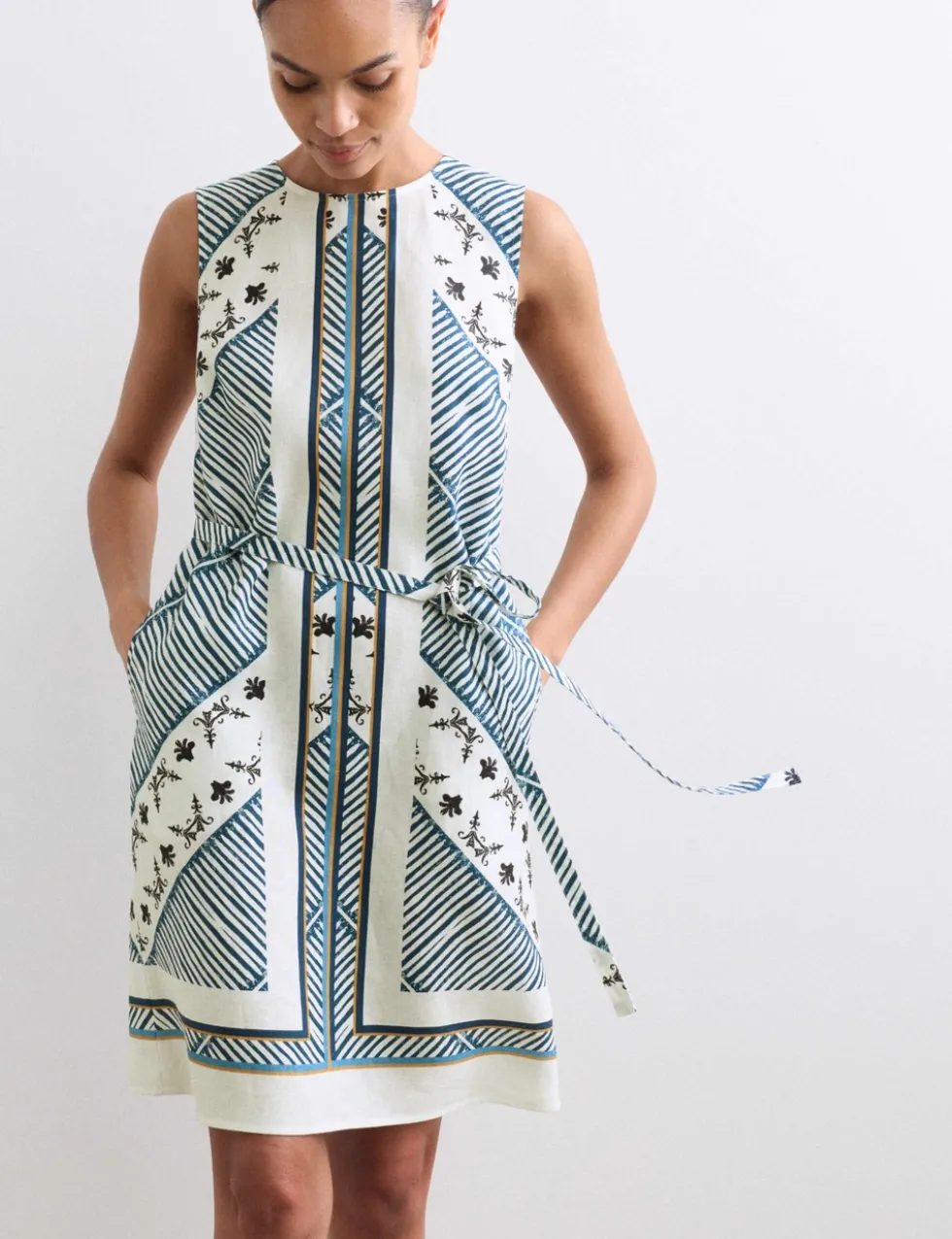 Pure Linen Printed Knee Length Shift Dress