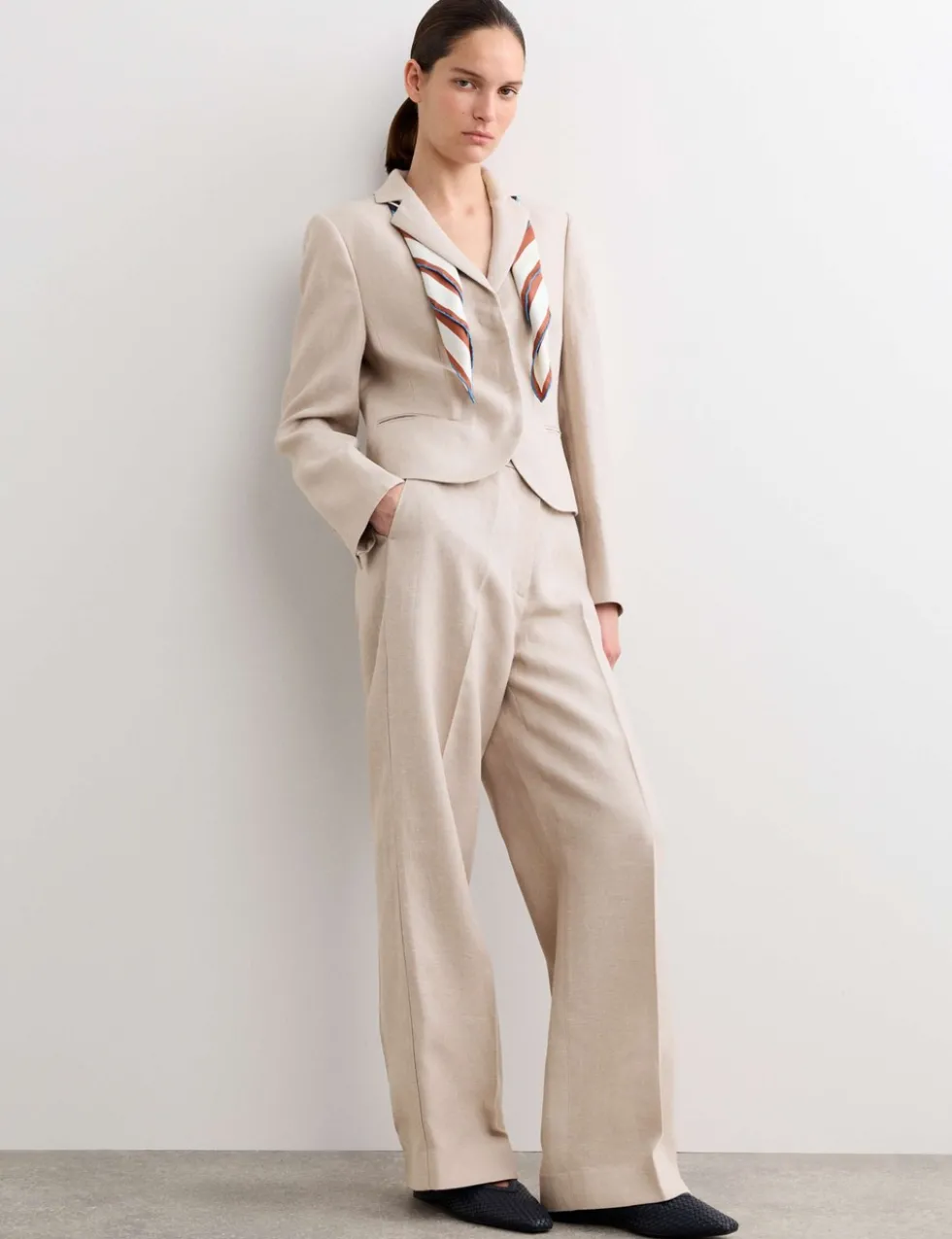 Pure Linen Short Tailored Jacket