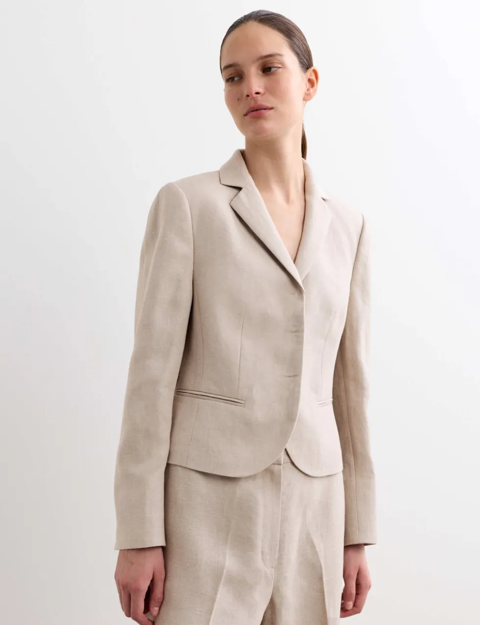 Pure Linen Short Tailored Jacket