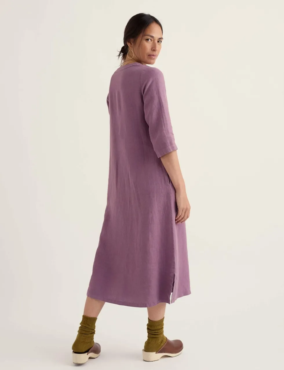 Pure Linen V-Neck Midi Shift Dress