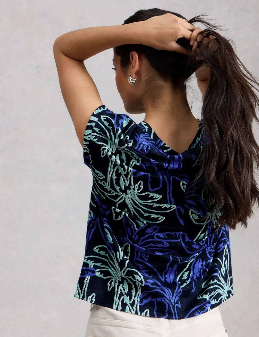 Pure Linen V-Neck T-Shirt