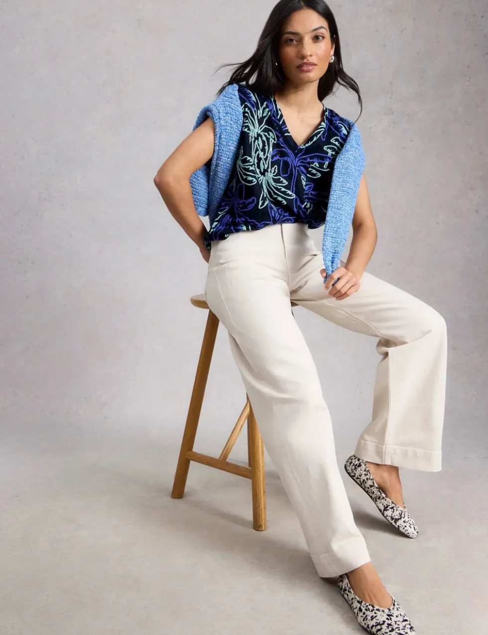 Pure Linen V-Neck T-Shirt