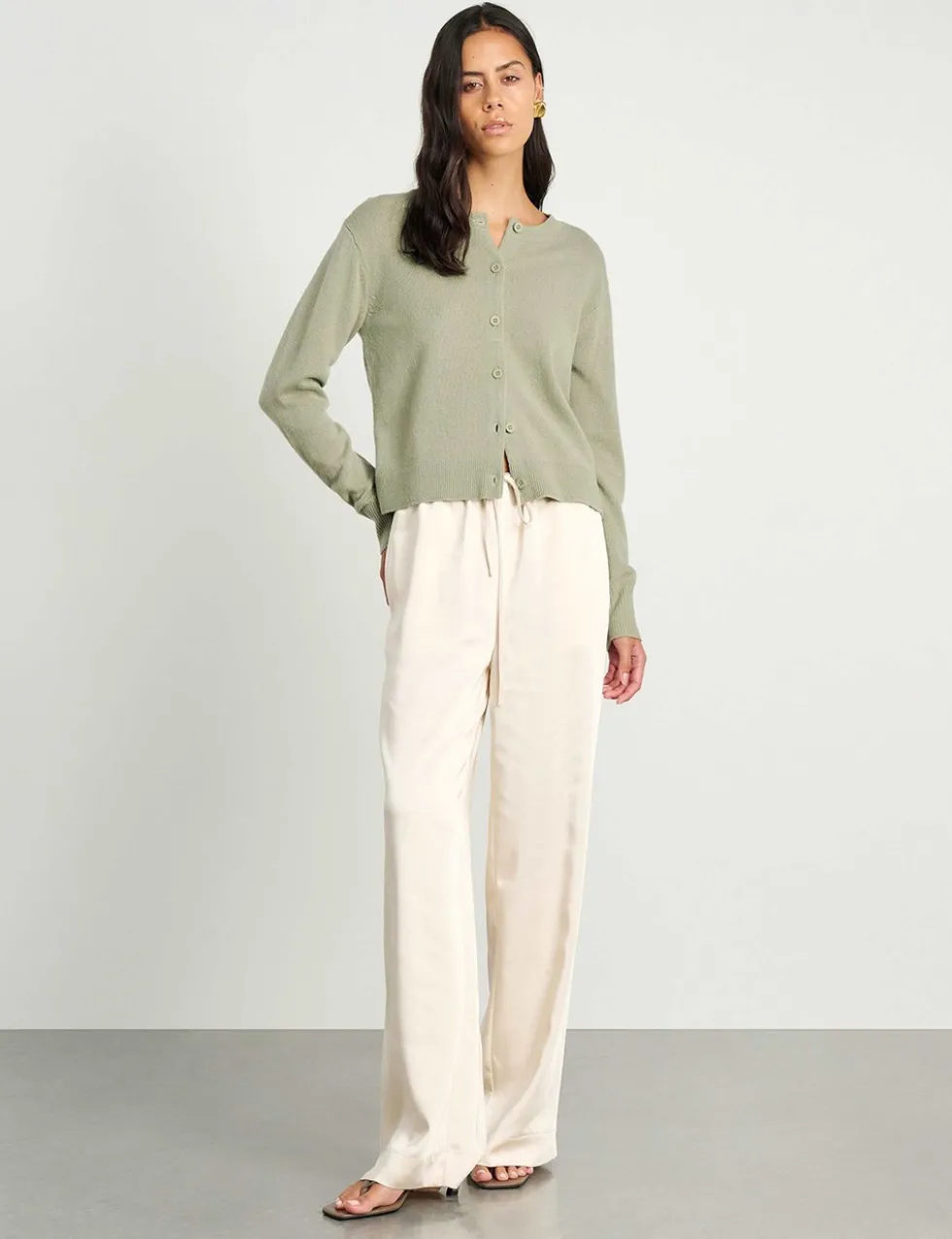 Pure Merino Wool Crew Neck Button Front Cardigan
