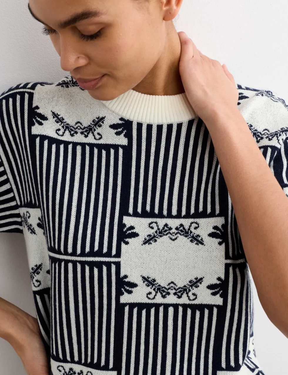 Pure Merino Wool Patterned Jumper