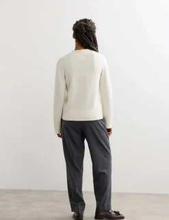 Pure Merino Wool V-Neck Twist Jumper