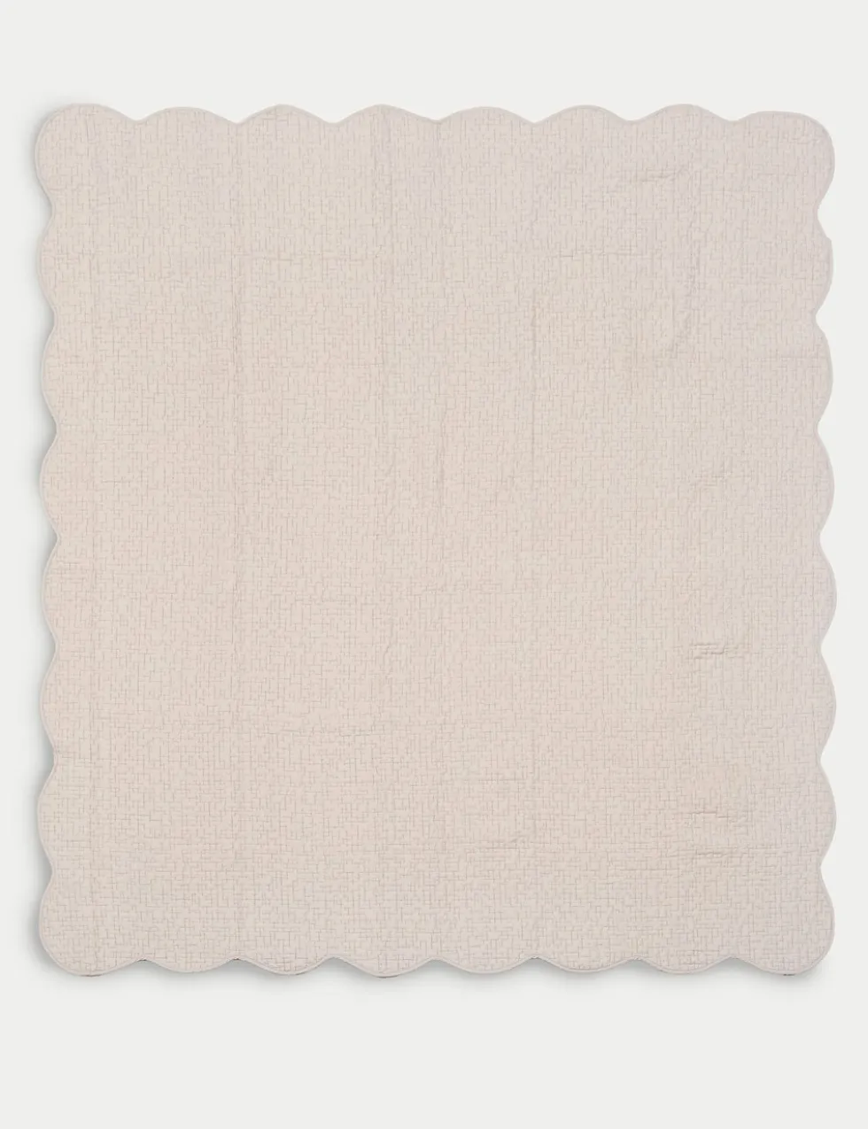 Quilted Scallop Bedspread