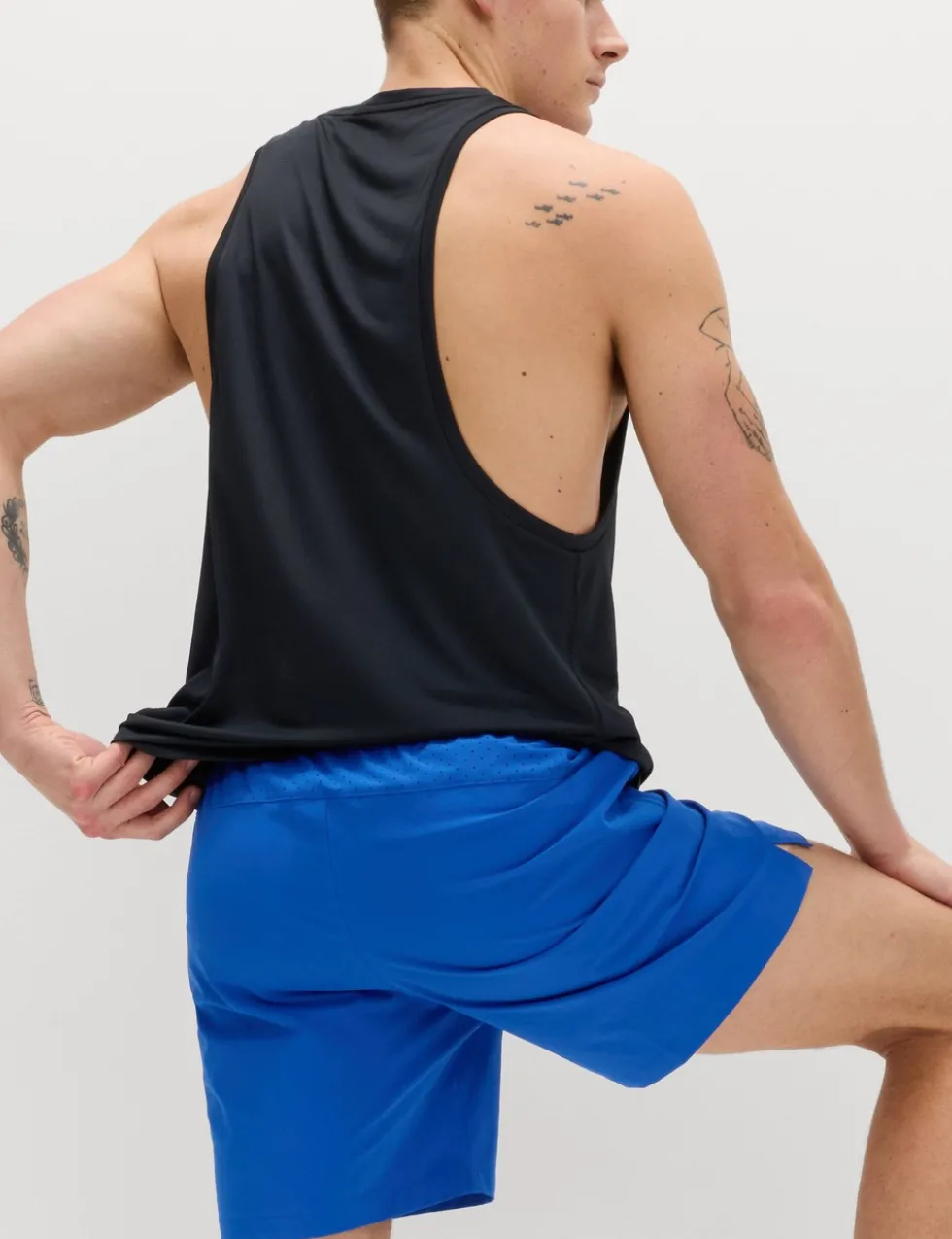 Regular Fit 7 Inch Stretch Sports Shorts