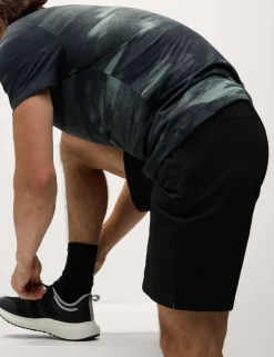 Regular Fit Stretch 9 inch Sports Shorts