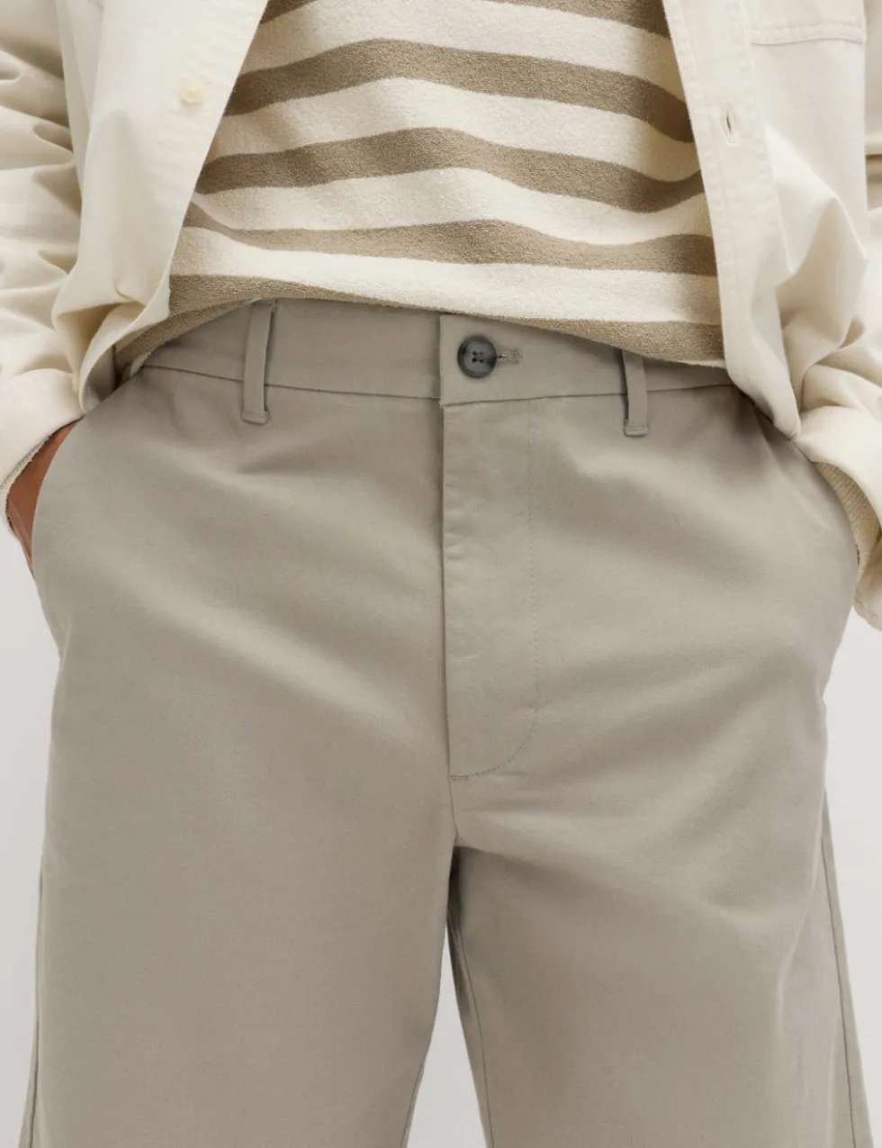 Regular Fit Stretch Chino Shorts