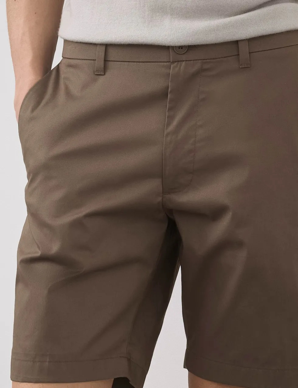 Regular Fit Super Lightweight Chino Shorts