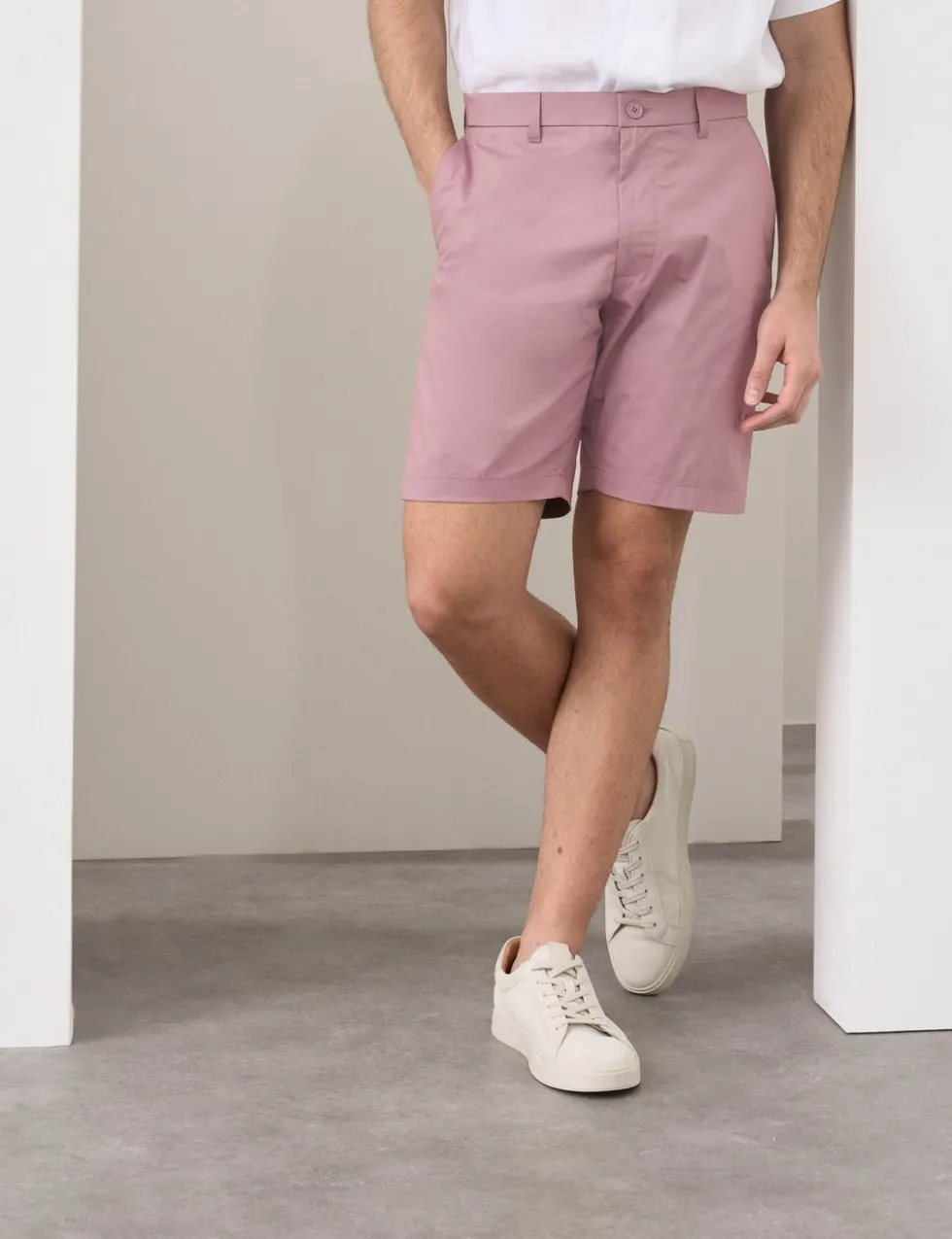 Regular Fit Super Lightweight Chino Shorts