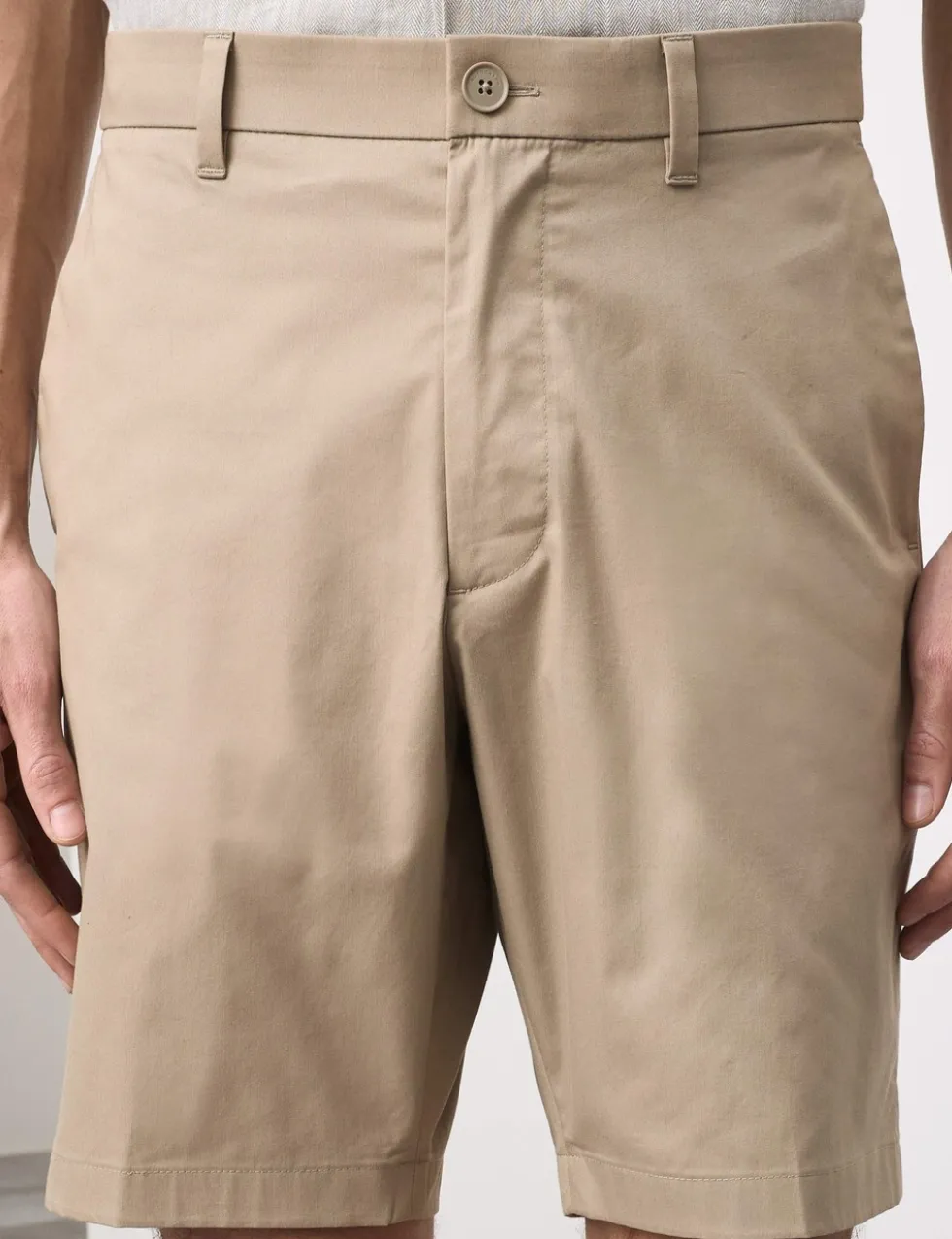 Regular Fit Super Lightweight Chino Shorts