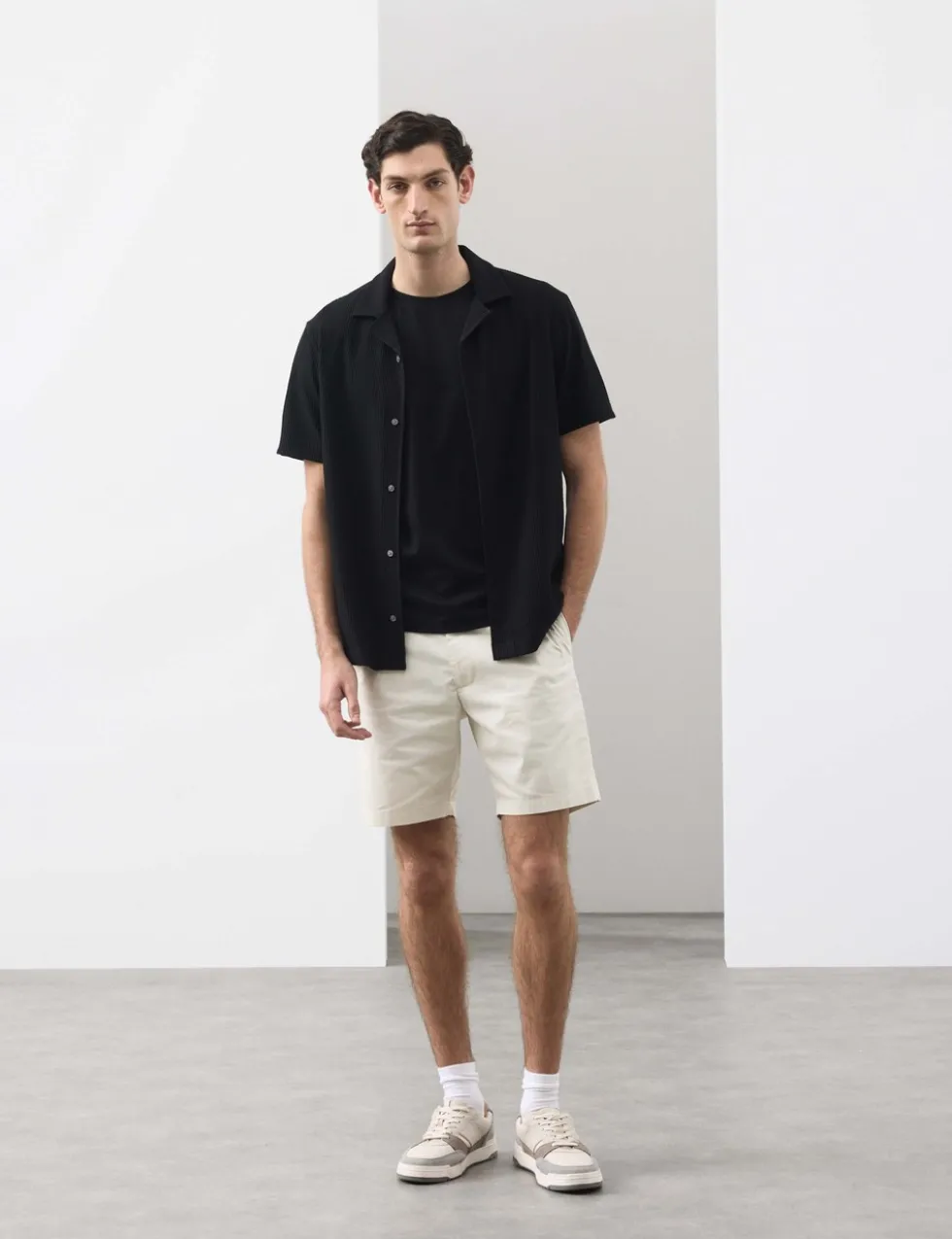 Regular Fit Super Lightweight Chino Shorts