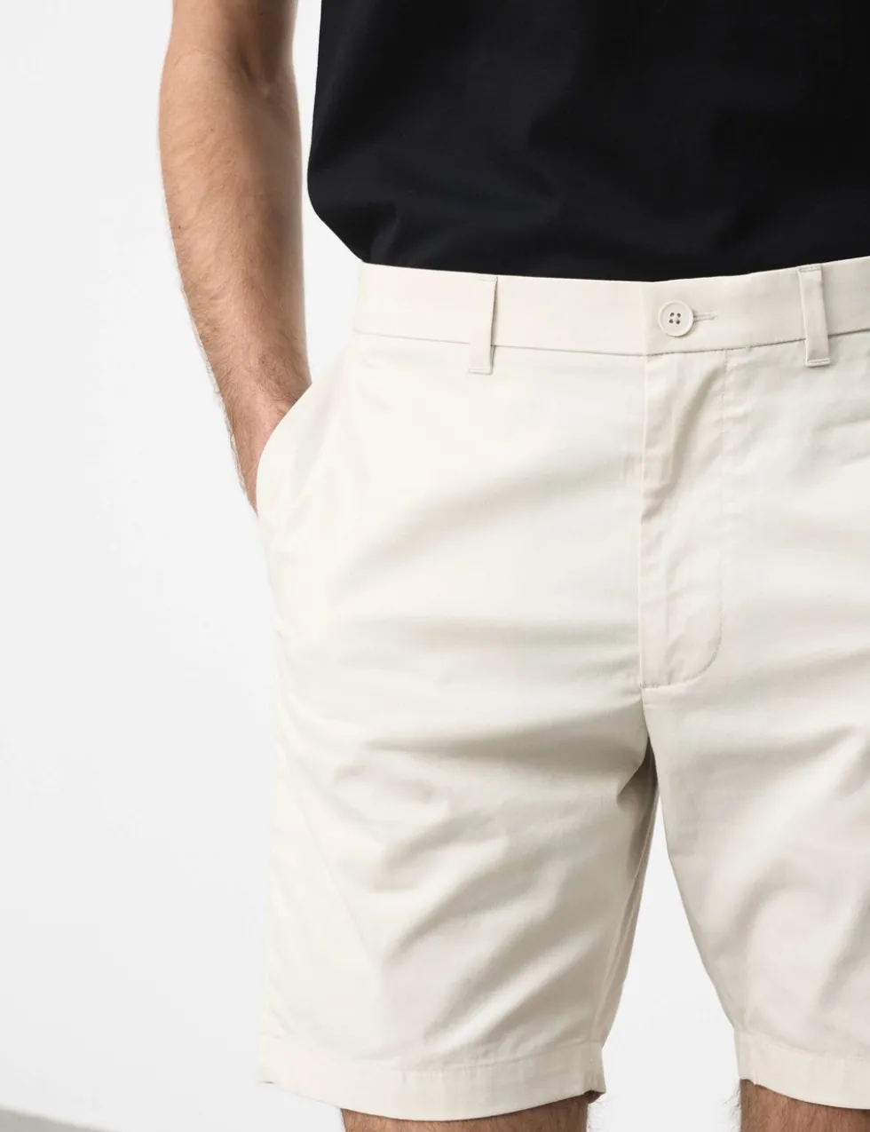 Regular Fit Super Lightweight Chino Shorts