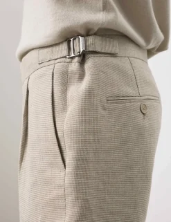 Regular Fit Textured Linen Shorts