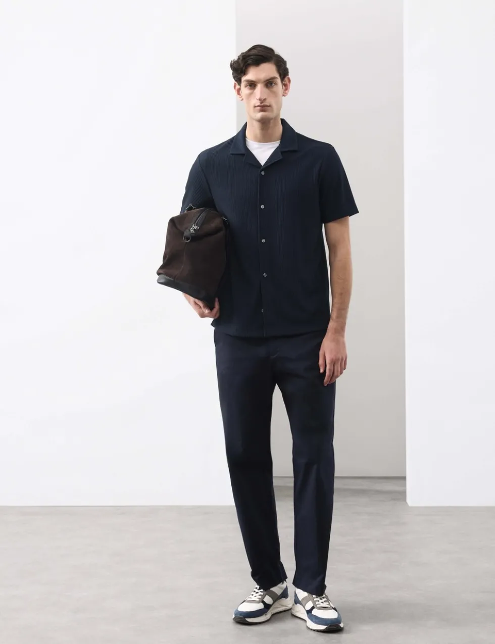 Regular Fit Textured Short Sleeve Shirt